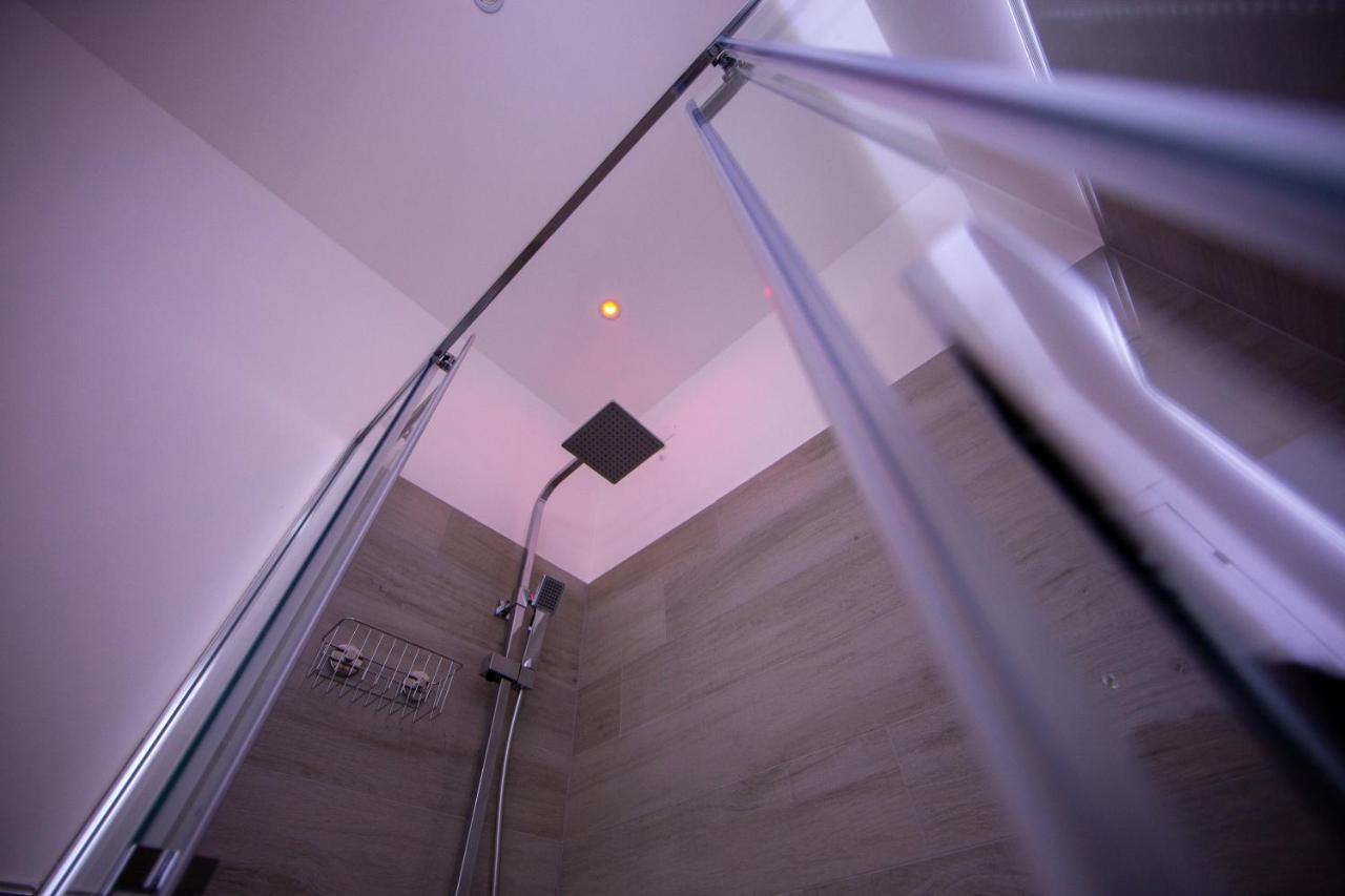 Aria Di Mare Bed & Breakfast Martinsicuro Exterior photo