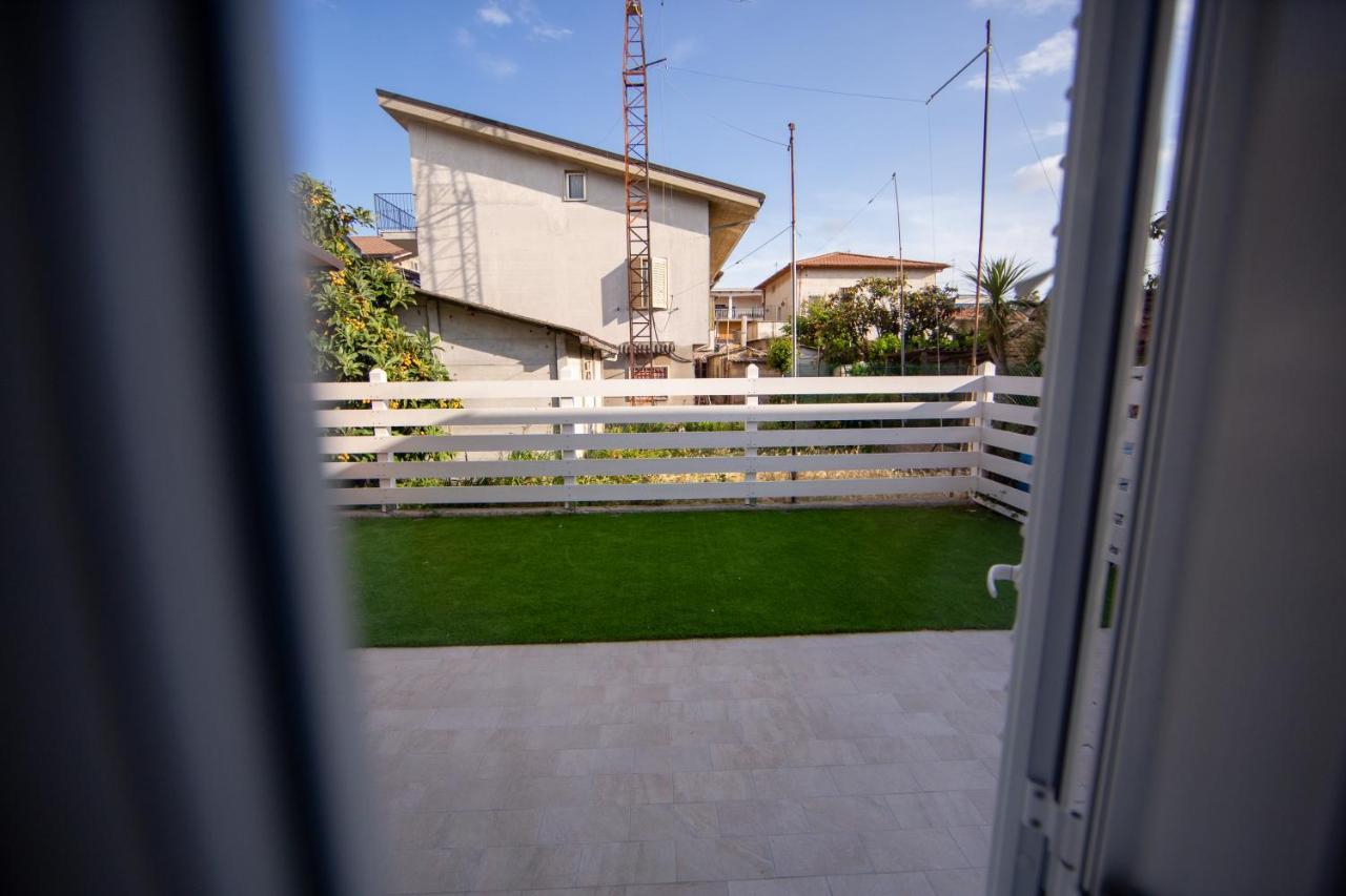 Aria Di Mare Bed & Breakfast Martinsicuro Exterior photo